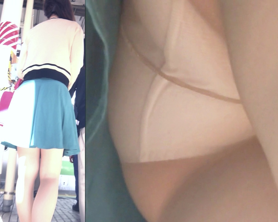 パンチラ盗撮 OLさん ピンクパンツに接近して舐め撮り パンチラ盗撮 OLさん ピンクパンツに接近して舐め撮り