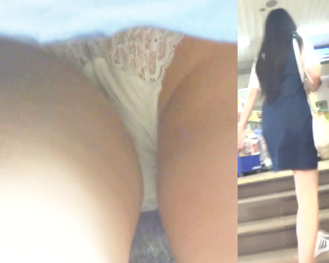 パンチラ盗撮 女子大生 レース付き白パンツに接近 パンチラ盗撮 女子大生 レース付き白パンツに接近