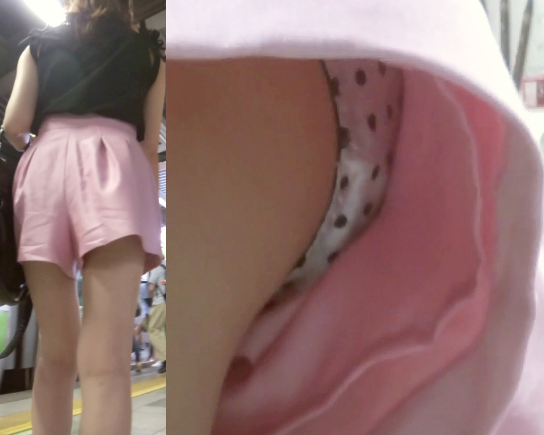 パンチラ盗撮 女子大生 シルバーの水玉パンツ パンチラ盗撮 女子大生 シルバーの水玉パンツ