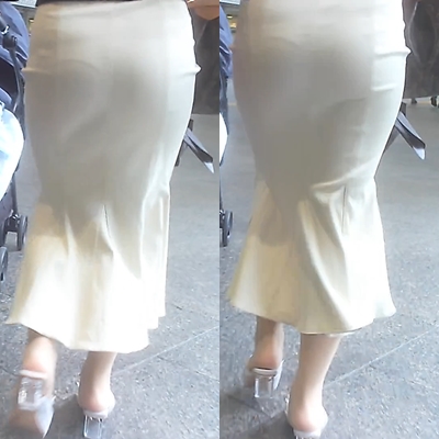 人妻タイトスカート7＊白いマーメイドスカートの尻に透ける卑猥なTライン