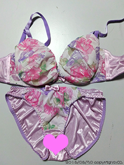 義娘のパンツ考察 その1 ※マニア以外は購入しないでください! 義娘のパンツ考察 その1 ※マニア以外は購入しないでください!