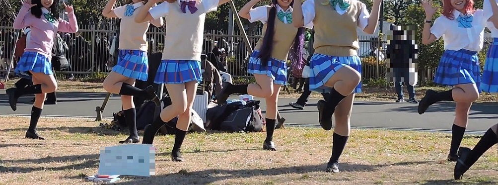 コスプレ2017冬ダンスを踊る8人組グループクルクルジャンプ【動画】イベント編 3855~3858セット販売 コスプレ2017冬ダンスを踊る8人組グループクルクルジャンプ【動画】イベント編 3855~3858セット販売