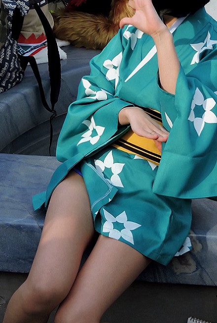 コスプレ2016冬生脚浴衣の中は青色のパンツ?【動画】イベント編 2803 コスプレ2016冬生脚浴衣の中は青色のパンツ?【動画】イベント編 2803